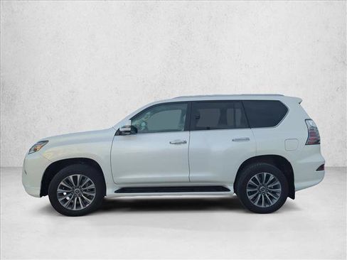 Used 2021 Lexus GX 460 Luxury w/ Accessory Package AWD/4WD image 5