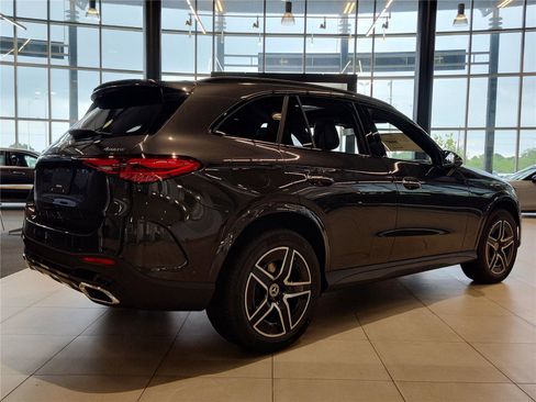 New 2026 Mercedes-Benz GLC 300 4MATIC image 3