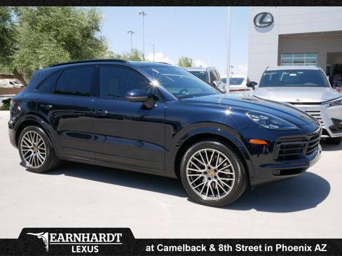 Used 2022 Porsche Cayenne Platinum Edition w/ Premium Package Plus AWD/4WD image 13