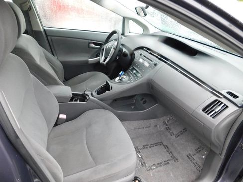 Used 2010 Toyota Prius Three FWD image 7