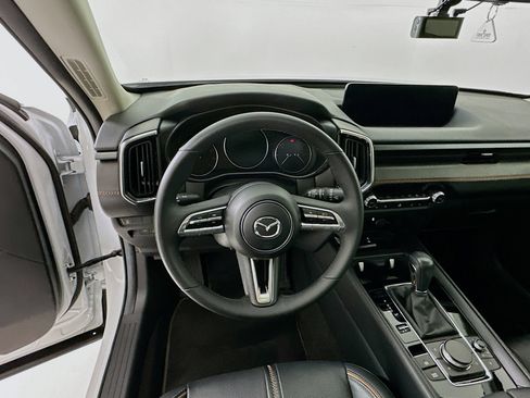 Used 2025 MAZDA CX-50 AWD 2.5 S w/ Premium Plus Pkg image 12