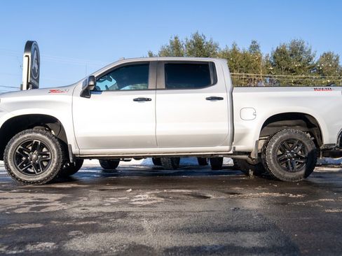 Used 2020 Chevrolet Silverado 1500 LT Trail Boss image 3