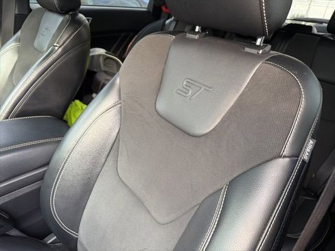 Used 2022 Ford Edge ST w/ Equipment Group 401A image 10