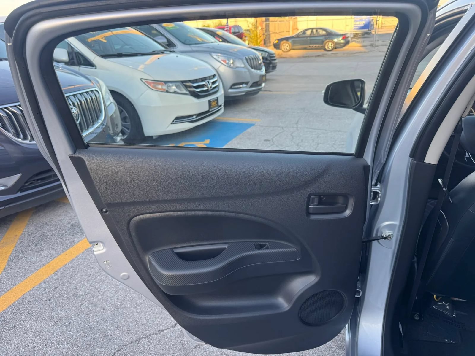 Used 2024 Mitsubishi Mirage SE FWD image 8