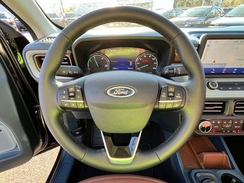Certified 2024 Ford Maverick Lariat FWD image 23