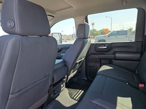 Used 2025 Chevrolet Silverado 2500 Custom w/ Custom Convenience Package AWD/4WD image 20