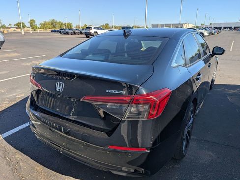 Used 2023 Honda Civic Touring image 5