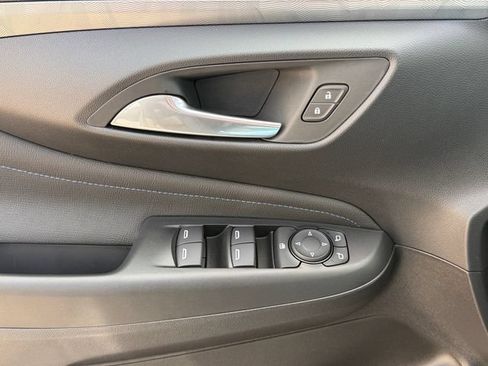 New 2026 Buick Envista Sport Touring FWD image 21