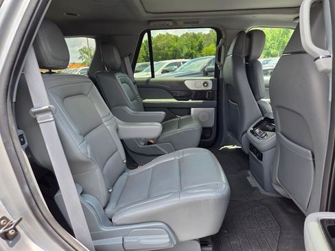Used 2020 Lincoln Navigator Reserve w/ Luxury Package AWD/4WD image 22