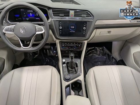 Used 2022 Volkswagen Tiguan SE image 24