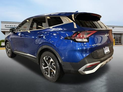 Used 2023 Kia Sportage EX FWD image 3