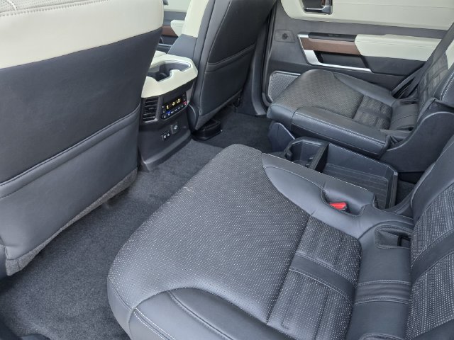 Used 2024 Toyota Sequoia Capstone AWD/4WD image 25