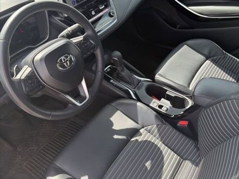 Used 2025 Toyota Corolla XSE image 18