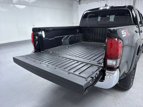 Certified 2023 Toyota Tacoma SR5 w/ SX Package AWD/4WD image 16