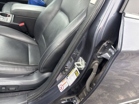 Used 2017 Subaru Outback 3.6R Limited image 19