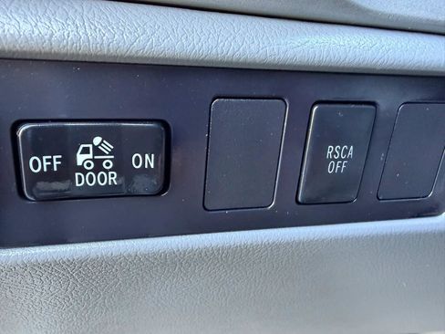 Used 2007 Toyota Tundra SR5 AWD/4WD image 16