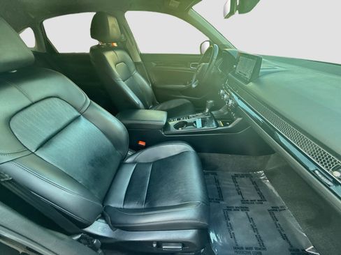 Certified 2024 Honda Civic Touring image 31