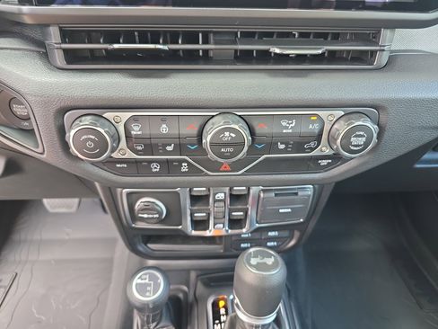 New 2025 Jeep Wrangler Sport S image 24