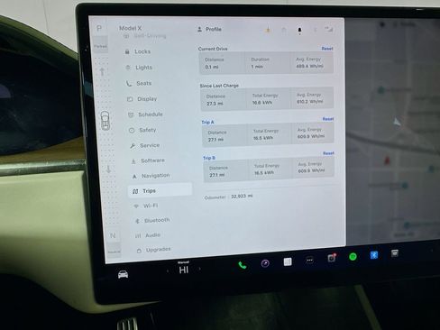 Used 2023 Tesla Model X AWD/4WD image 39