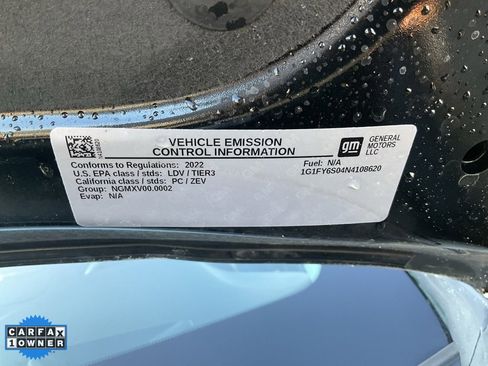 Used 2022 Chevrolet Bolt EUV LT w/ Convenience Package image 12