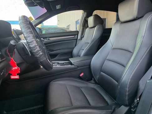 Used 2021 Honda Accord Sport image 13