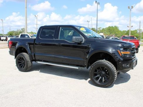 Used 2025 Ford F150 XLT w/ Equipment Group 301A Standard AWD/4WD image 14