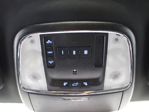 Used 2014 Dodge Durango R/T w/ Premium Nappa Leather Group RWD image 19