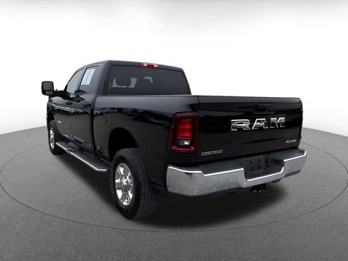 Used 2025 RAM 2500 Big Horn AWD/4WD image 11