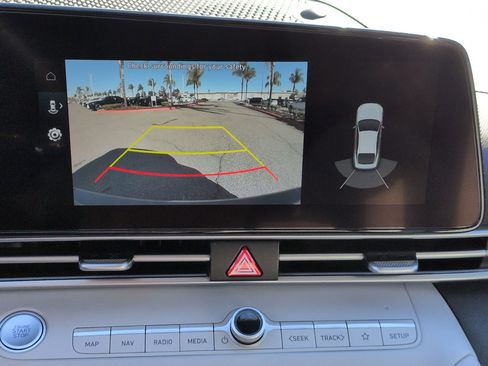 Used 2023 Hyundai Elantra Limited w/ Cargo Package image 25