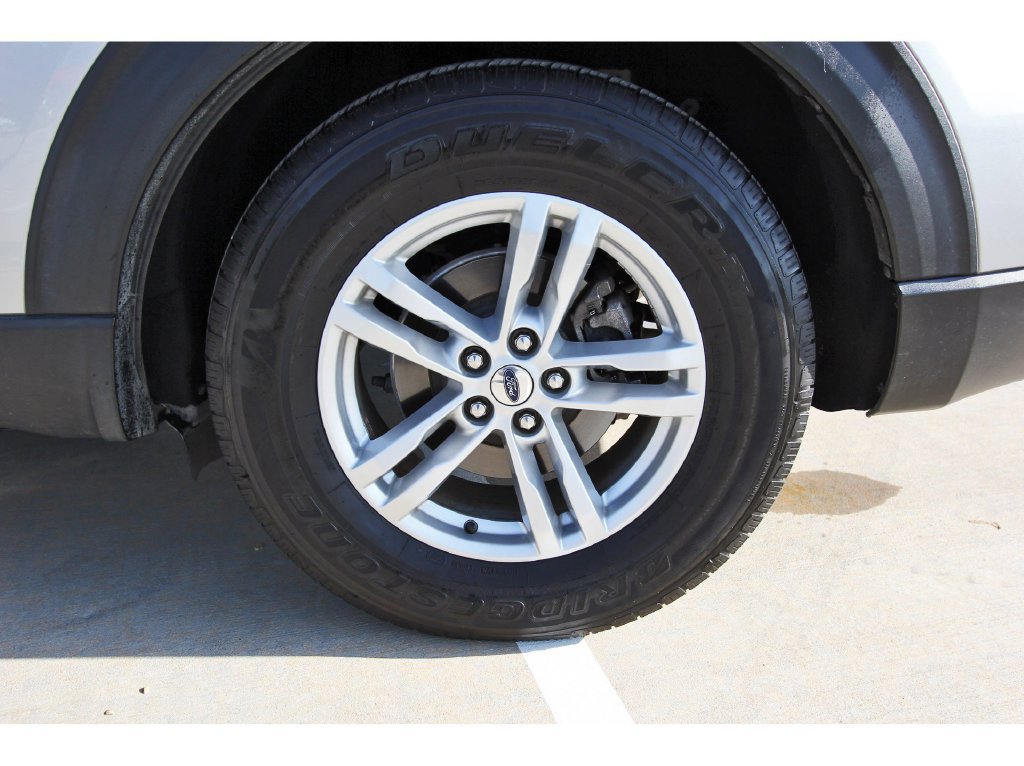 Certified 2022 Ford Explorer XLT RWD image 36