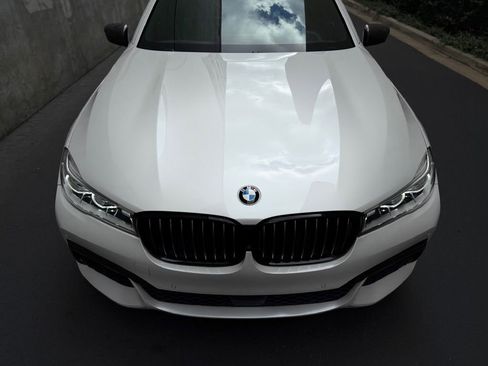 Used 2017 BMW 750i xDrive image 15