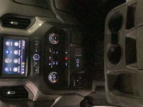 Used 2021 Chevrolet Silverado 1500 Custom w/ Custom Max Trailering Package AWD/4WD image 17