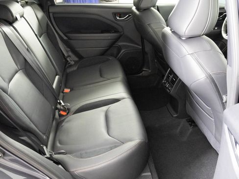 Used 2025 Subaru Forester Touring image 37