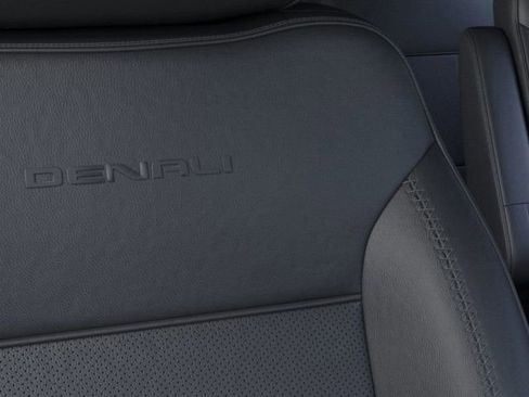 New 2026 GMC Yukon XL Denali w/ LPO, Floor Liner Package image 21