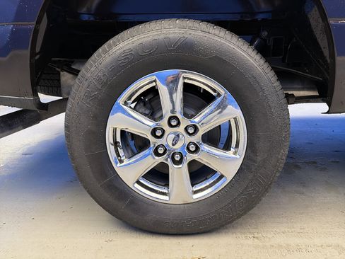 Used 2019 Ford F150 XLT w/ Equipment Group 302A Luxury AWD/4WD image 9