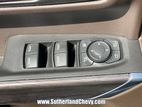 Used 2021 Chevrolet Silverado 1500 LTZ w/ LTZ Premium Package AWD/4WD image 19