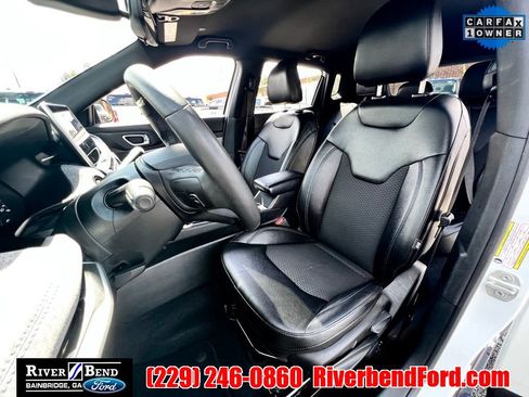 Used 2024 Jeep Compass Latitude image 10