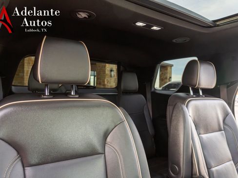 Used 2022 Chevrolet Traverse Premier image 14