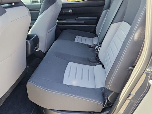 Certified 2025 Toyota Tacoma TRD Off-Road image 5