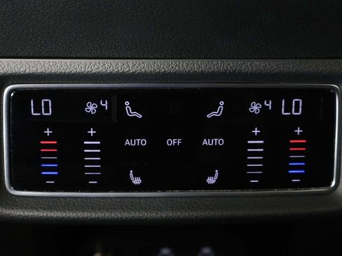 Used 2024 Audi Q8 e-tron Prestige w/ Prestige Package AWD/4WD image 63