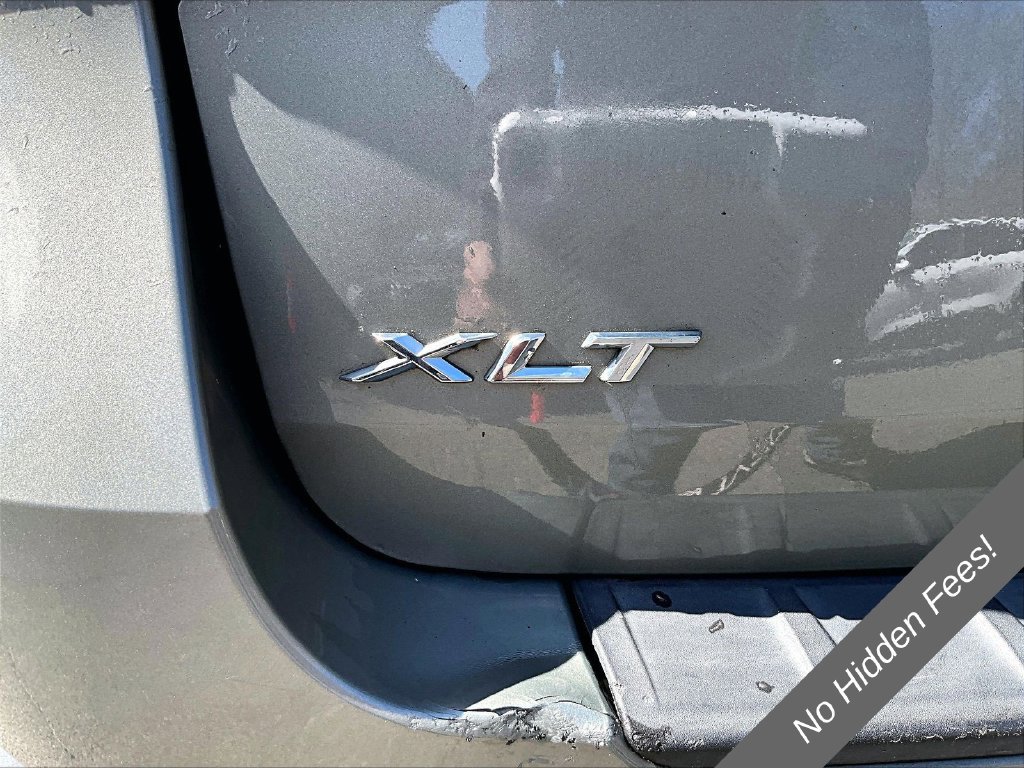 Used 2020 Ford Explorer XLT w/ Comfort Package AWD/4WD image 7