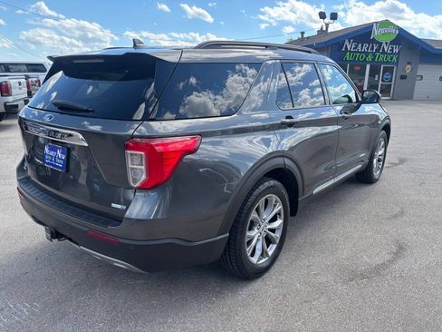 Used 2020 Ford Explorer XLT w/ Equipment Group 202A AWD/4WD image 5