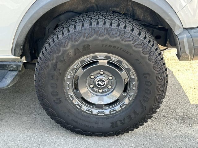 Used 2025 Ford Bronco Badlands AWD/4WD image 10