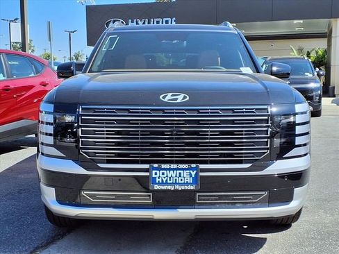 New 2026 Hyundai Palisade Calligraphy AWD/4WD image 2
