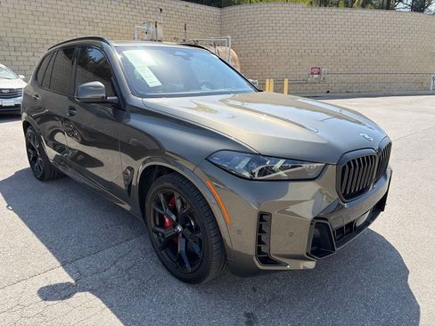 Certified 2026 BMW X5 xDrive50e w/ M Sport Package AWD/4WD image 4