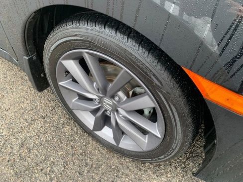 Used 2021 Honda Civic EX image 9