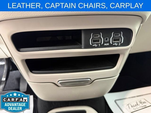 Used 2024 Chrysler Pacifica Touring-L FWD image 27