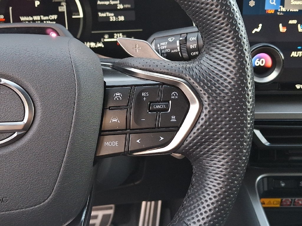Used 2026 Lexus TX 500h AWD w/ Technology Package image 26