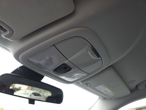 Used 2020 Jeep Cherokee Latitude Plus w/ Cold Weather Group image 34