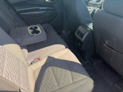 Used 2019 Chevrolet Equinox LT w/ Driver Convenience Package FWD image 37